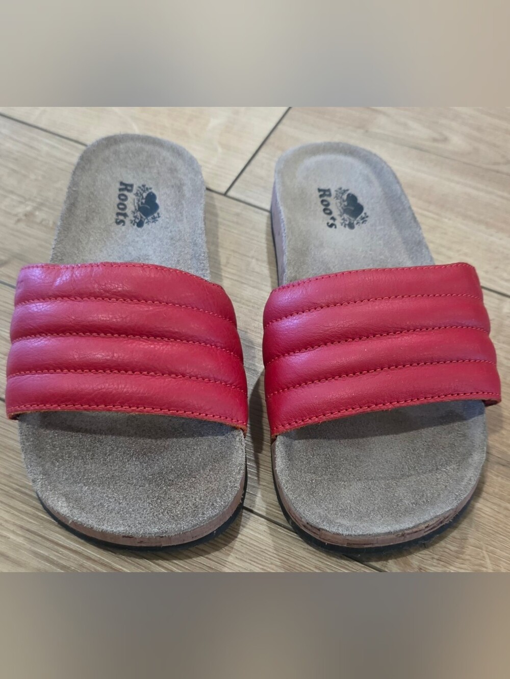 Roots Women’s Red Leather Comfort Slide Sandals Size 8